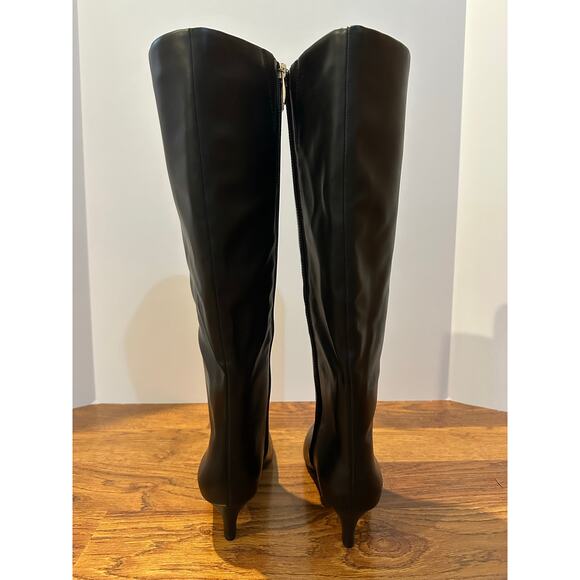 Elegant Black Heeled Boots for Women - Picture 5 of 9